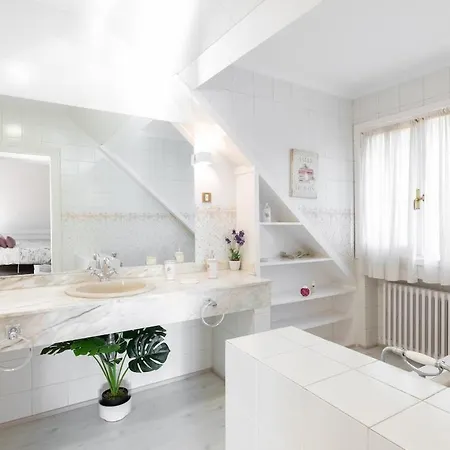 Apartman Stylish With A Pool