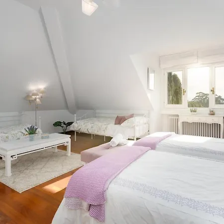 Stylish With A Pool Appartement